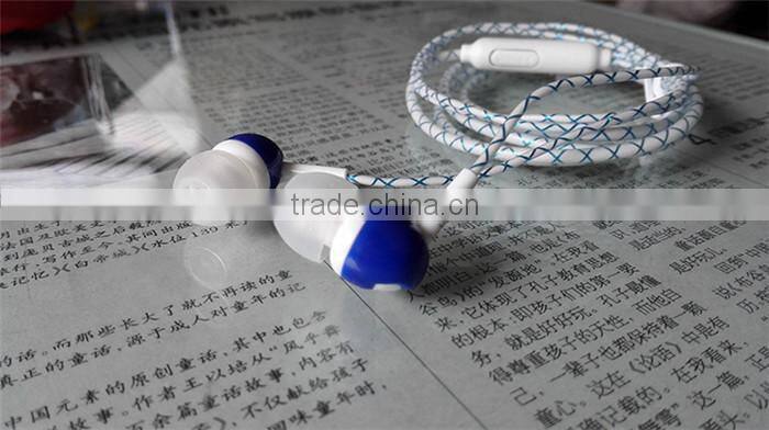 Universal in Ear Headphones High Quality OEM Earphone 3.5mm Earbuds For Mobile Phone