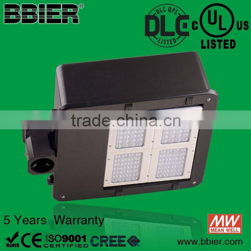 High lumen led shoebox light outside