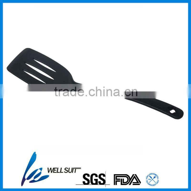 New 6 pc nylon kitchen tools set