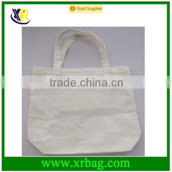 Blank cotton canvas tote shopping bag