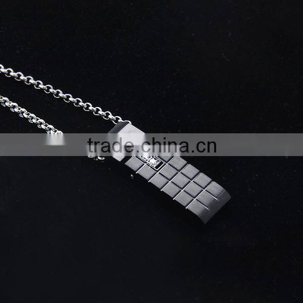 new design fashion men pendant necklace with long chain 316L stainless steel crystal pendant necklace
