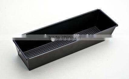 carbon steel bakeware in basket