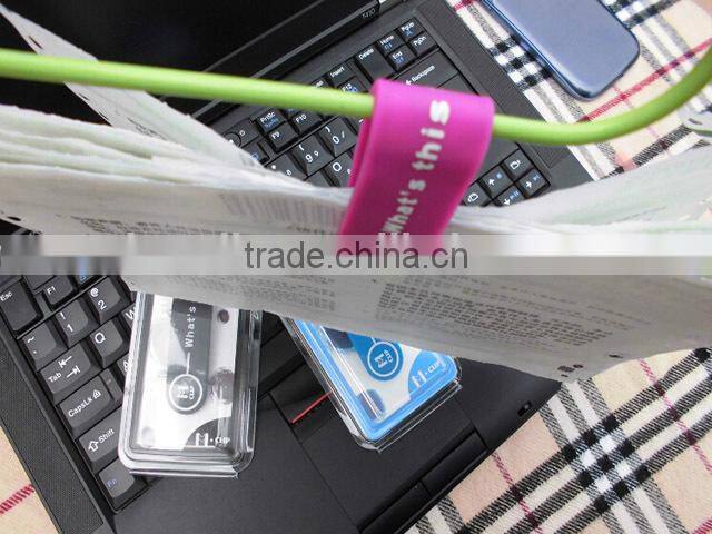 Paper silicone magnetic clip for earphone