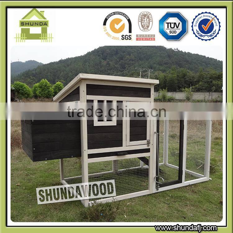 Quality assured Prefab Wooden Poultry House