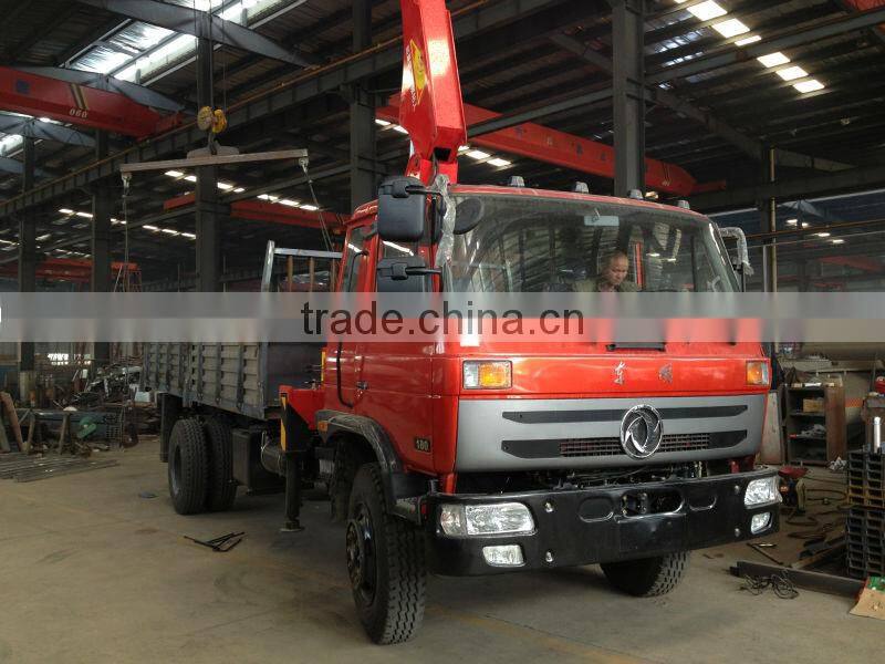 Dong Feng 5 tons truck mounted crane/ Pafinger brand crane/ 5000 kg knuckle crane truck for sales.