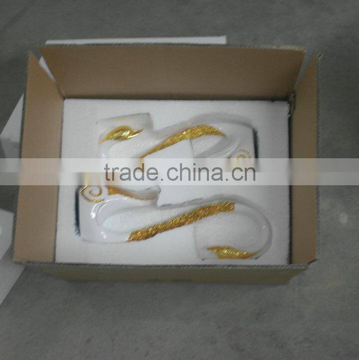 Polyresin boat figure decoration