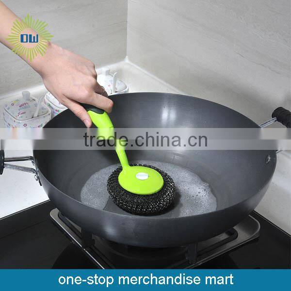 Plastic handle pot brush