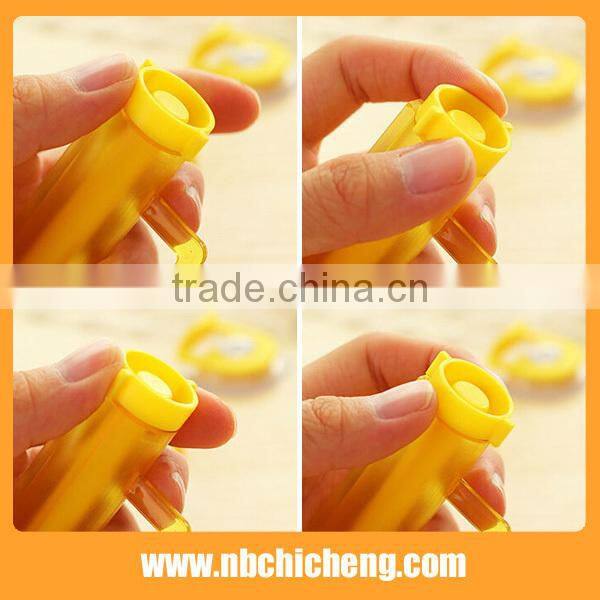 Plastic Toothpaste Squeezer with Suction Cup