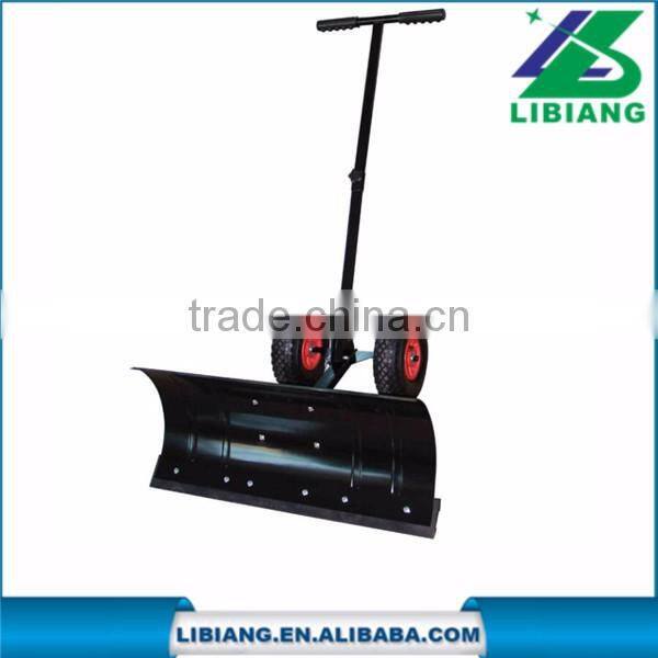 Aluminum snow shovel with wheel