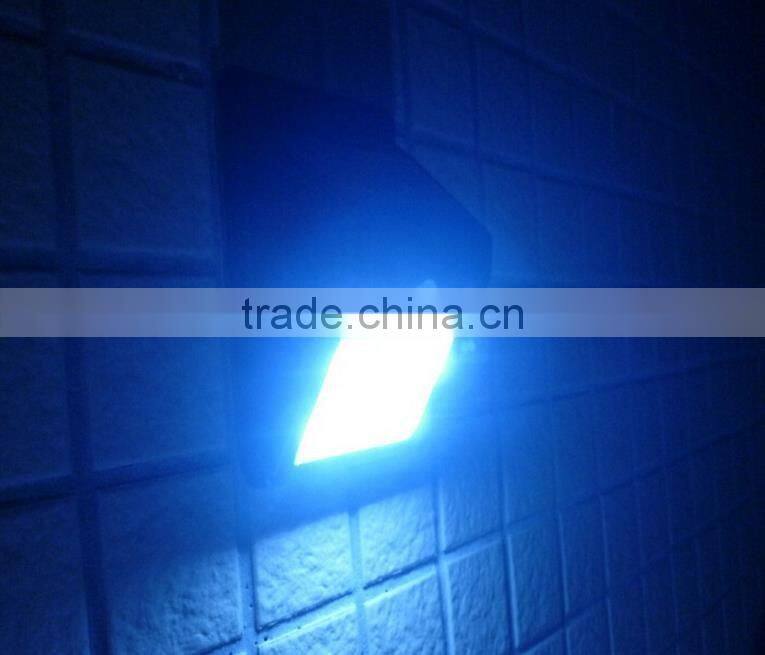 LED solar sensor wall lamp