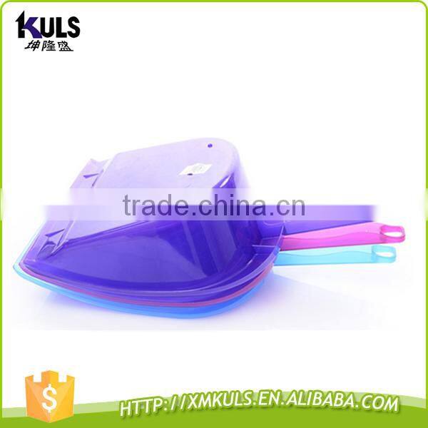 wholesale portable Plastic dustpan with different colours