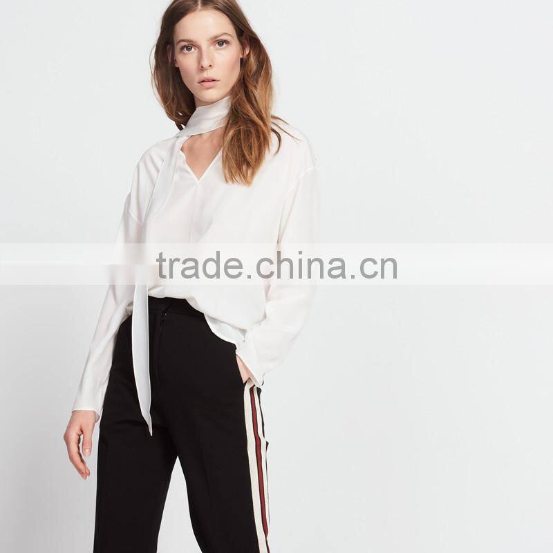 NEWEST DESIGN nice fastening at the collar women V-neck and long sleeve blouse