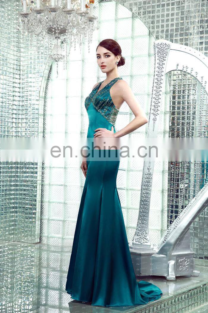 2017 Elegant Crystal Beaded Shealth Mermaid Emerald Green Evening gown