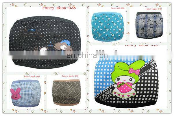 Fashion check dust mask for winter