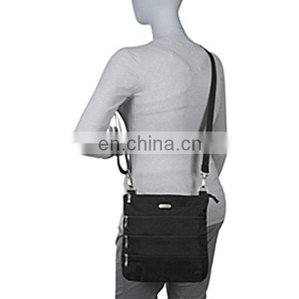 Rice white Big triple zipper shoulder bag