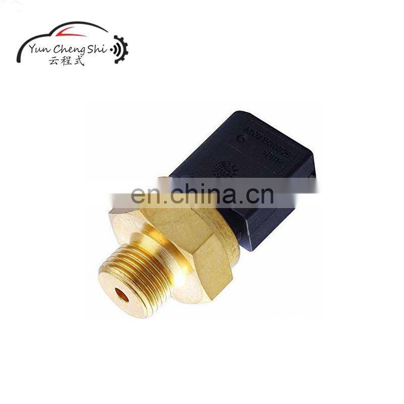 New Oil Pressure Transducer Sensor A0071530828 0071530828 for Detroit 462930