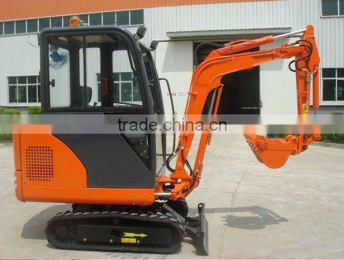 1.7ton mini hydraulic crawler excavator with Japan Kubota engine,hammer,bucket,ROPS,rubber tracks,CE