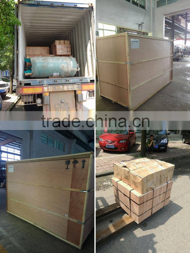 China Supplier QCS-C-1500 Water Bottle Blow Moulding Machine