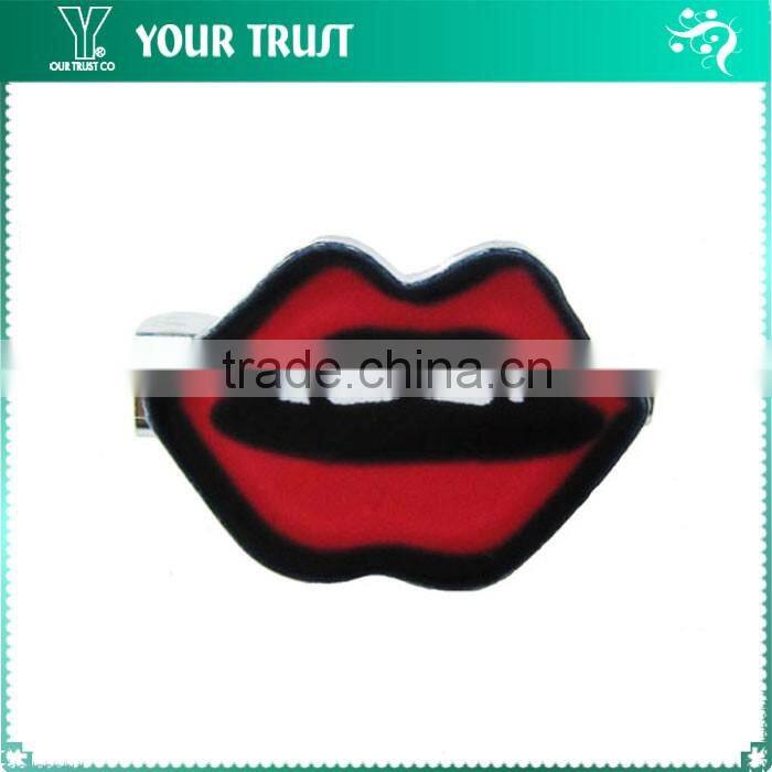 Black Red Cloud With You Letter Rhodium Safety Clothing Custom Metal Badge Pin