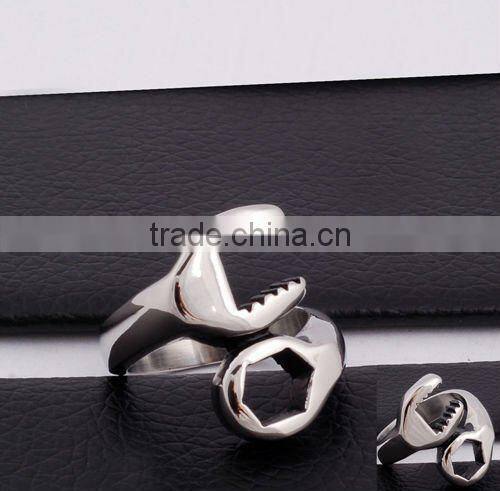 Stock Fashion Stainless Steel Couple Wedding Rings Set(JR10025)