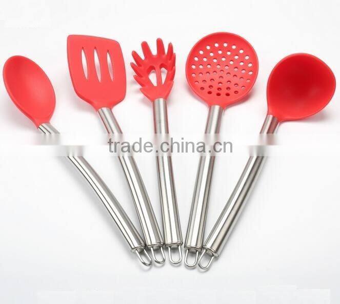 Colorful Kitchen Utensil Set of 5 For Cooking With Stainless Steel Handle