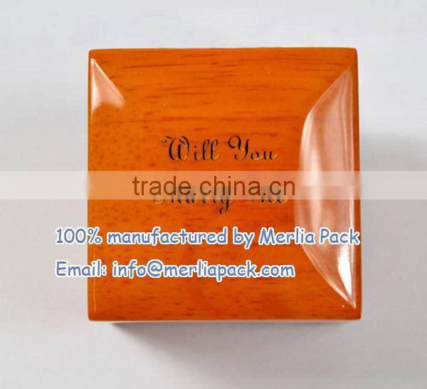 Hand Carved Keepsake Box Vintage Organizer Store Beech Solid Wood Ring Luxurious Box