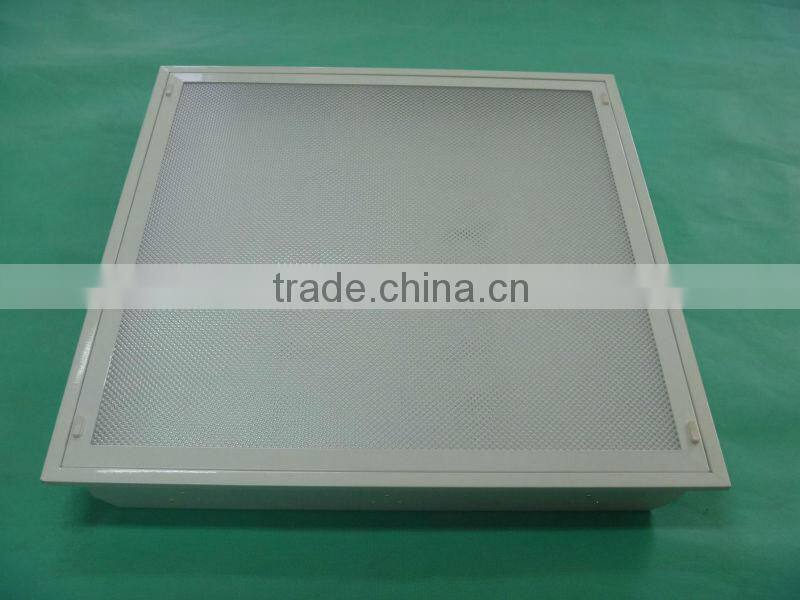 T8 prismatic diffuser LED lamp fixture