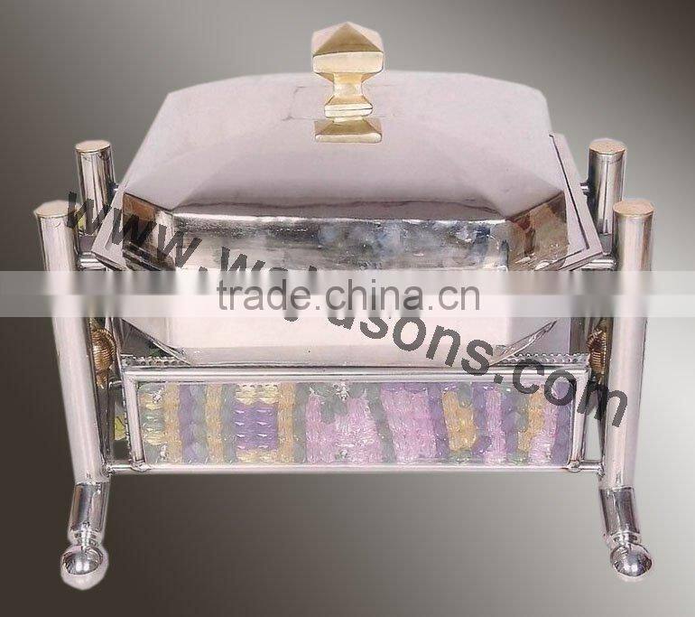 brass plated chafing dish | fancy chafing dish for sale | modern chafing dish for decor | best finish chafing dish