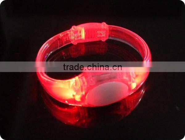 New material flashing LED bracelet, plastic bangles, plastic wristband