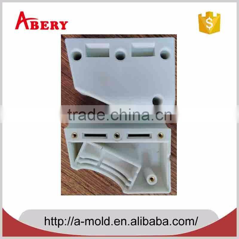 precision plastic injection mold tooling design making