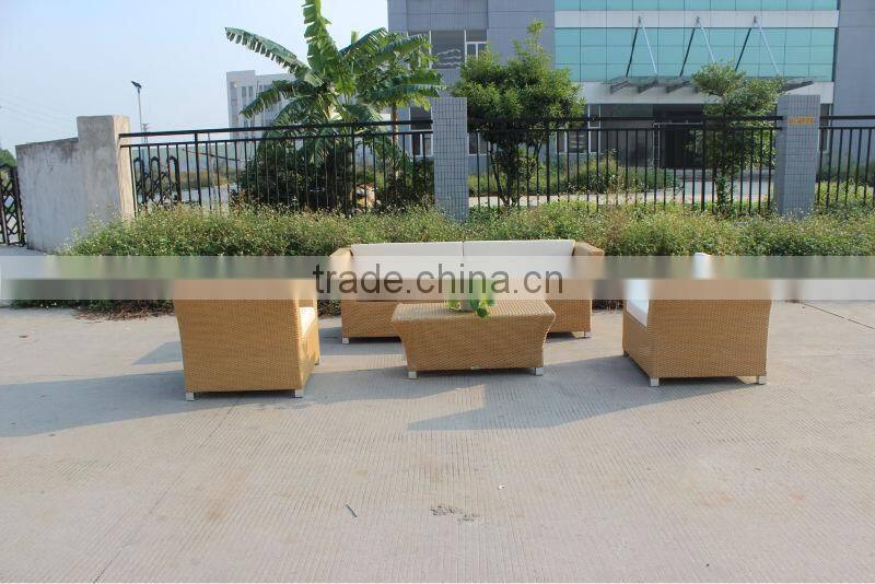 Modern design outdoor Aluminum rattan sofa (CF868)