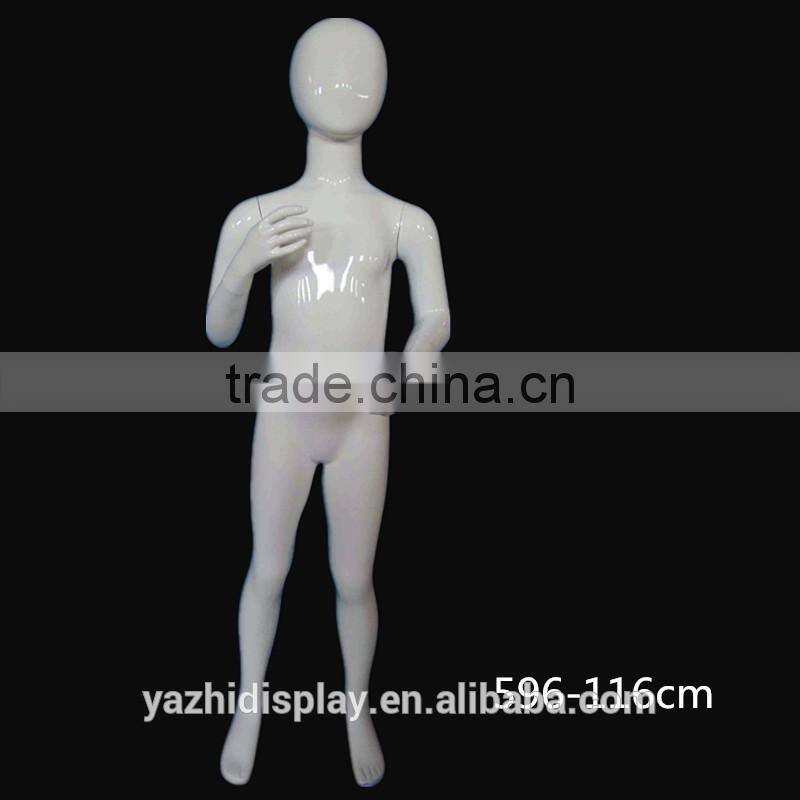 New window display fiberglass sports kids and child mannequins for sale