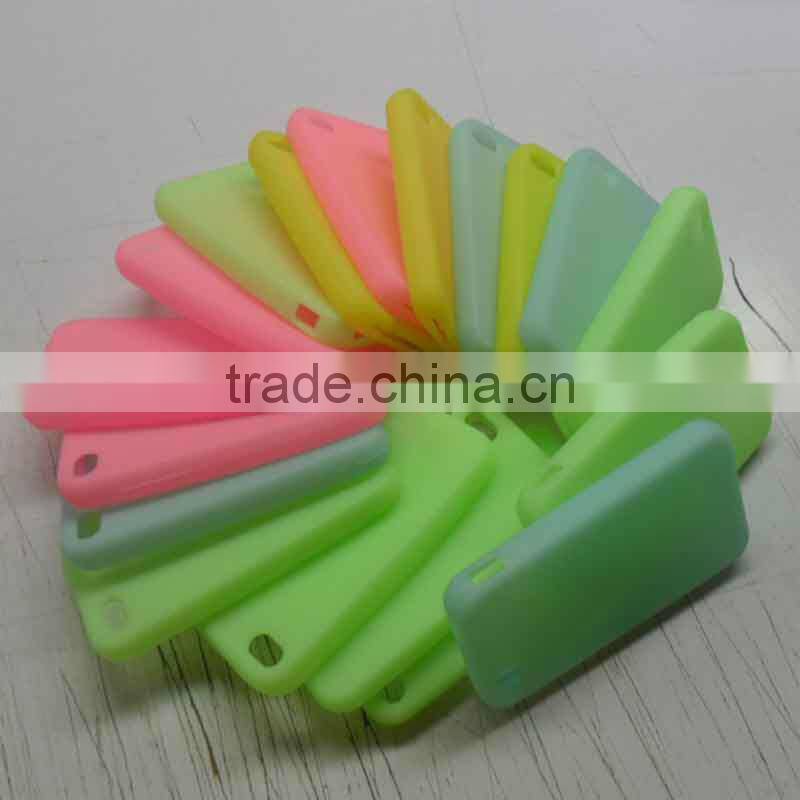Hote selling Glow in the dark Silicone mobile phones case