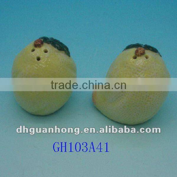 2012 hot sale salt and pepper shaker set