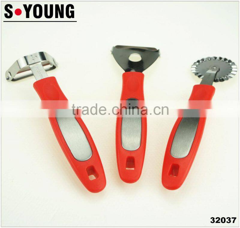 32037 Kitchen gadget kitchen tool peeler pizza cutter