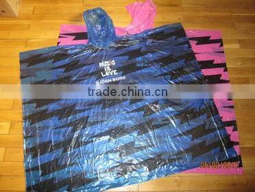 Kids one time Disposable plastic raincoat/rain poncho with customized logo