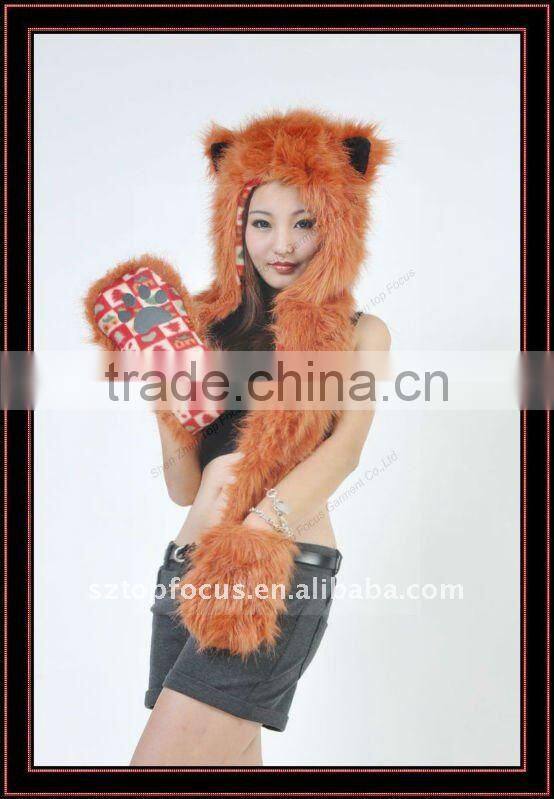 FURRY HATS WITH PAWS GOLD WOLF