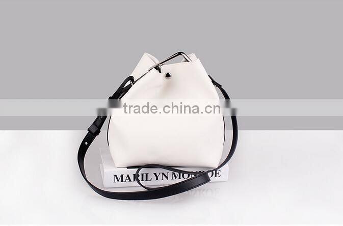 2016 new Korean fashion square buckle leather Bucket Bag