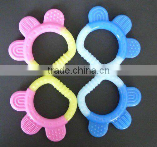 Food Grade Rabbit head Two Colors Silicone Teether