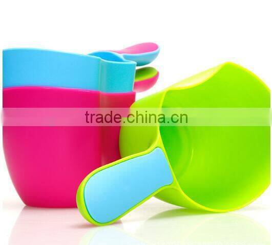 High quality colorful baby shampoo cup/ baby shampoo bailer water scoop