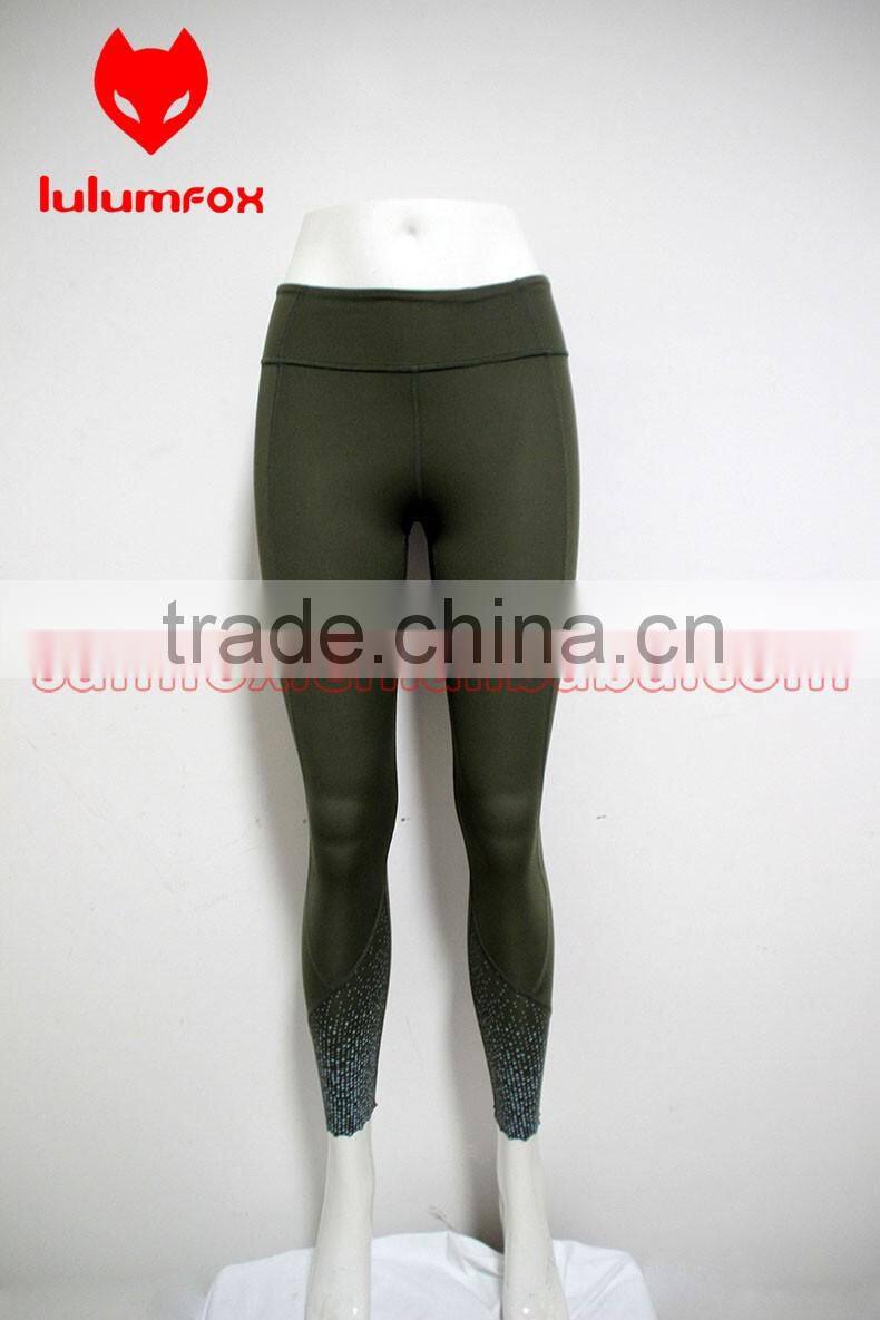 0040-1 OEM Tight Reflective 92%NYLON 8%SPANDEX wholesale women designer capri pants