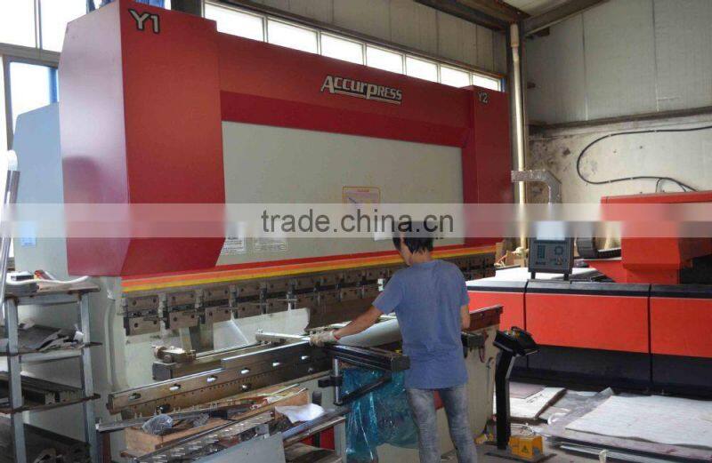 Solar power Traffic LED arrow board with bracket