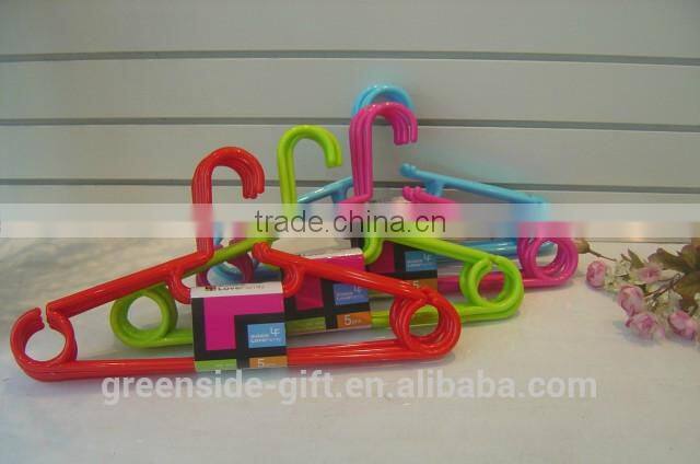 plastic clothes Hanger