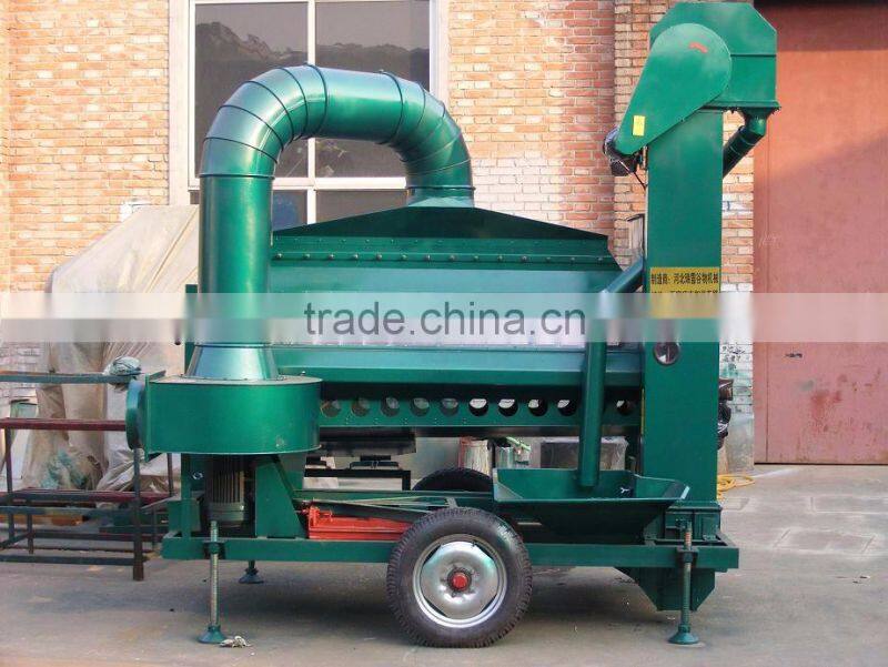 Pumpkin seeds separating machine