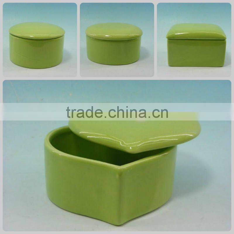 Heart shape green ceramic jewelry box