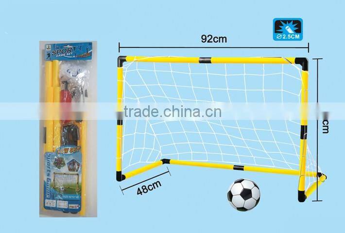 Great shooting sports game,kids football kits saling hot for export