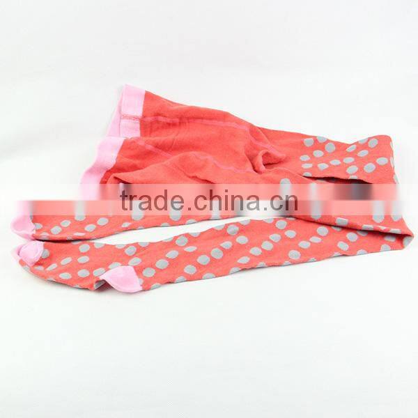 Wholesale cheap pantyhose for girls with custom design