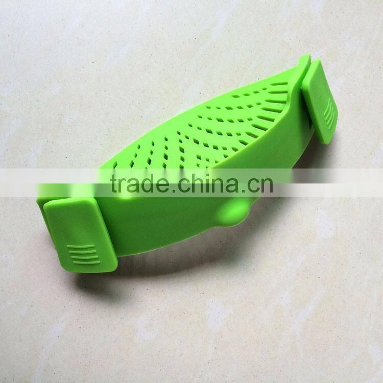 Hot Sale Clip-on Silicone Strainer,Universal Size Fits Most Pans