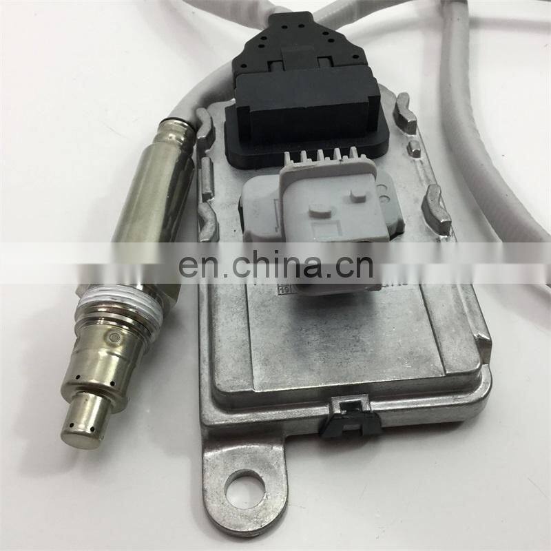 Truck Spare Parts NOX SENSOR 24V 5WK9 7400 2294290 180809000027