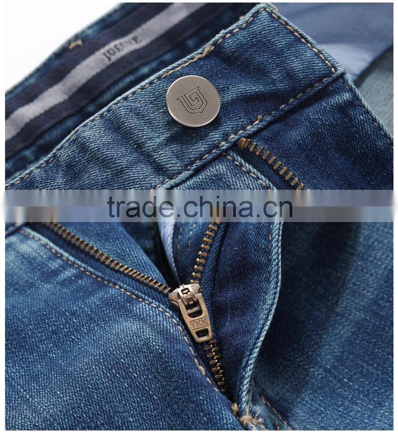 Light blue men jeans fashion autumn apring cotton 4 pocket vintage blue basic mens denim jeans with skinny leg and 3d whiskers